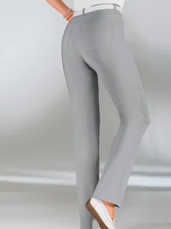 Pantalon classique cinq poches confortable pour un usage quotidien