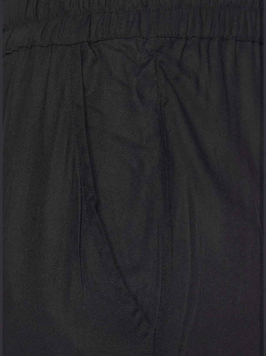 Pantalon confortable avec ceinture élastique et poches latérales