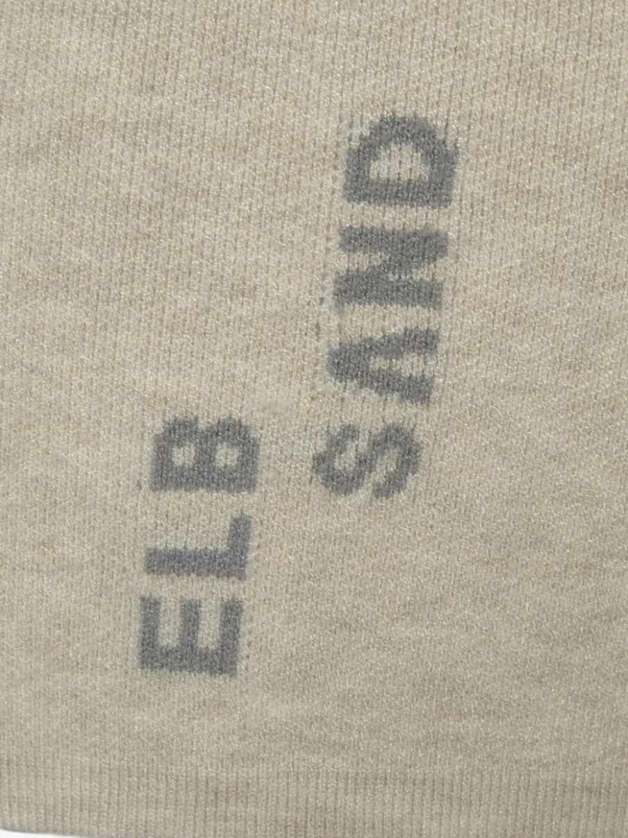 Pantalon court en tricot doux avec logo brodé et finition agréable