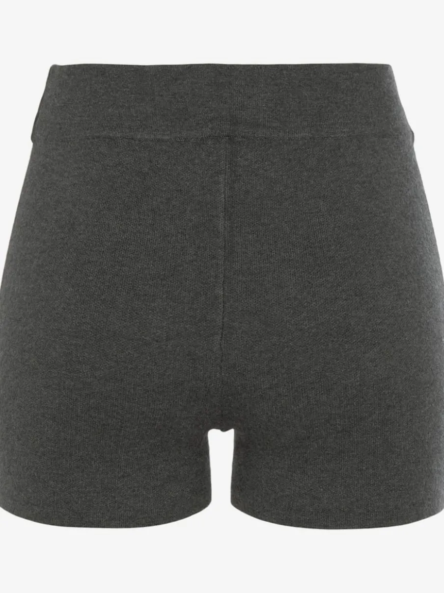 Pantalon court en tricot doux avec logo brodé et finition agréable