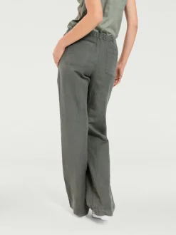 Pantalon décontracté à poches avec jambes larges
