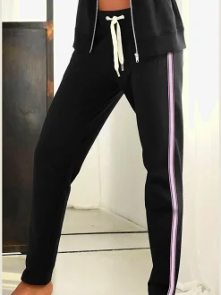 Pantalon de détente rayé avec taille élastique et poches latérales