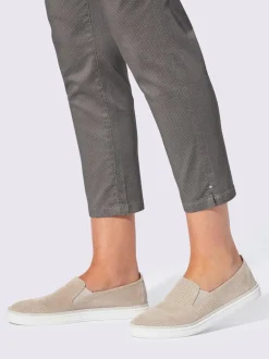 Pantalon 7/8 en coton à 5 poches et détails rivetés