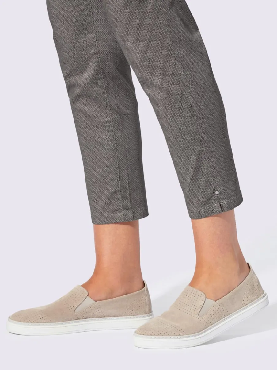 Pantalon 7/8 en coton à 5 poches et détails rivetés