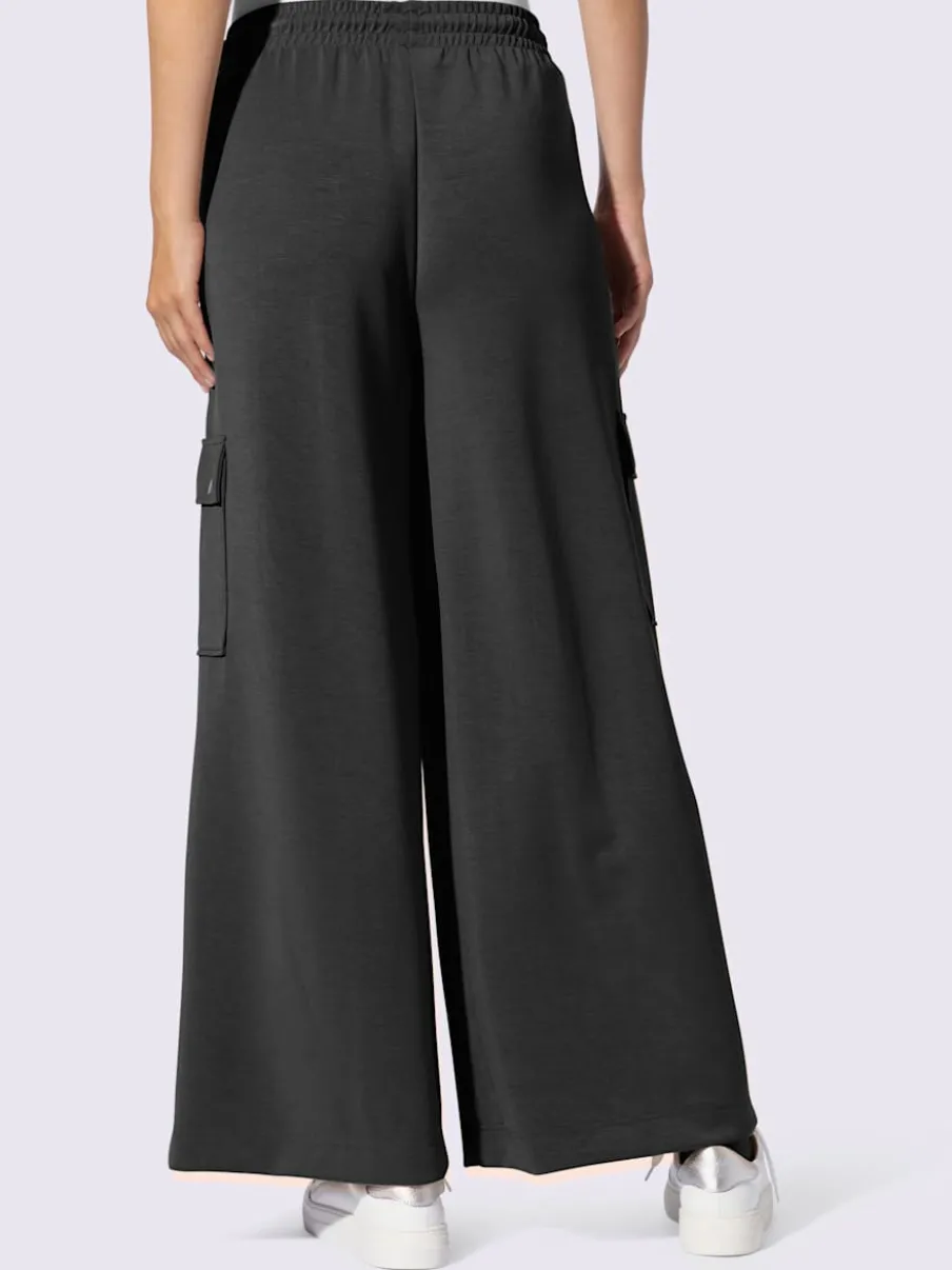 Pantalon en jersey à poches cargo larges confortables