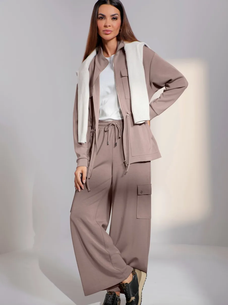 Pantalon en jersey à poches cargo larges confortables