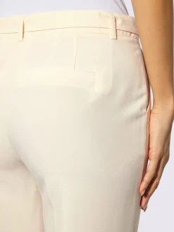 Pantalon en laine avec ceinture en tissu et poches latérales