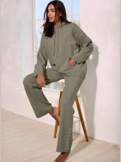 Pantalon en tricot doux avec ceinture élastique et jambes larges