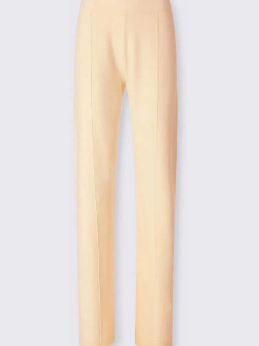 Pantalon en tricot nervures affinantes