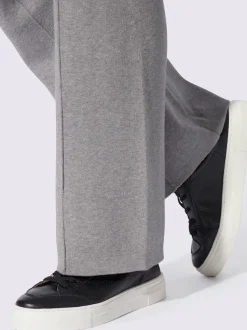 Pantalon en tricot nervures affinantes