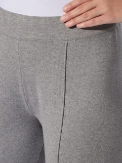 Pantalon en tricot nervures affinantes