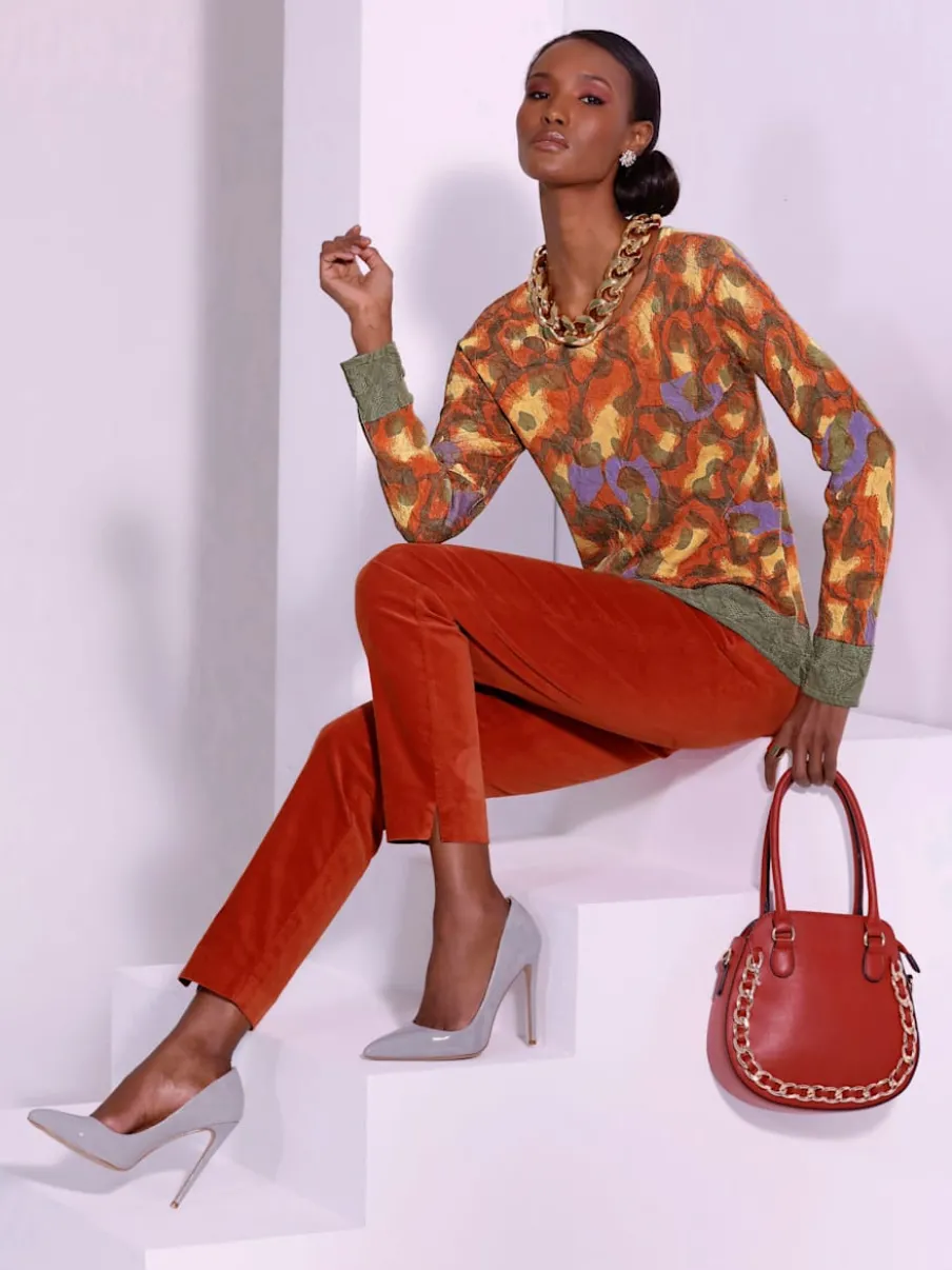Pantalon en velours avec ceinture intégrée et poches pratiques