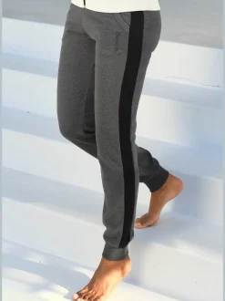 Pantalon molletonné sportif à rayures latérales et poches fendues
