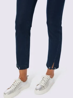 Pantalons 7/8 avec boutons et empiècements décoratifs élégants