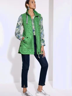 Pantalons 7/8 avec boutons et empiècements décoratifs élégants