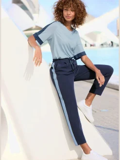 Pantalons avec poches latérales coupe décontractée infroissable