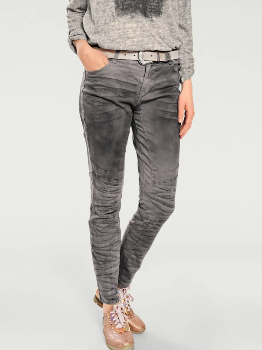 Pantalons boyfriend avec cinq poches au confort agréable
