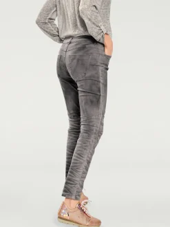 Pantalons boyfriend avec cinq poches au confort agréable