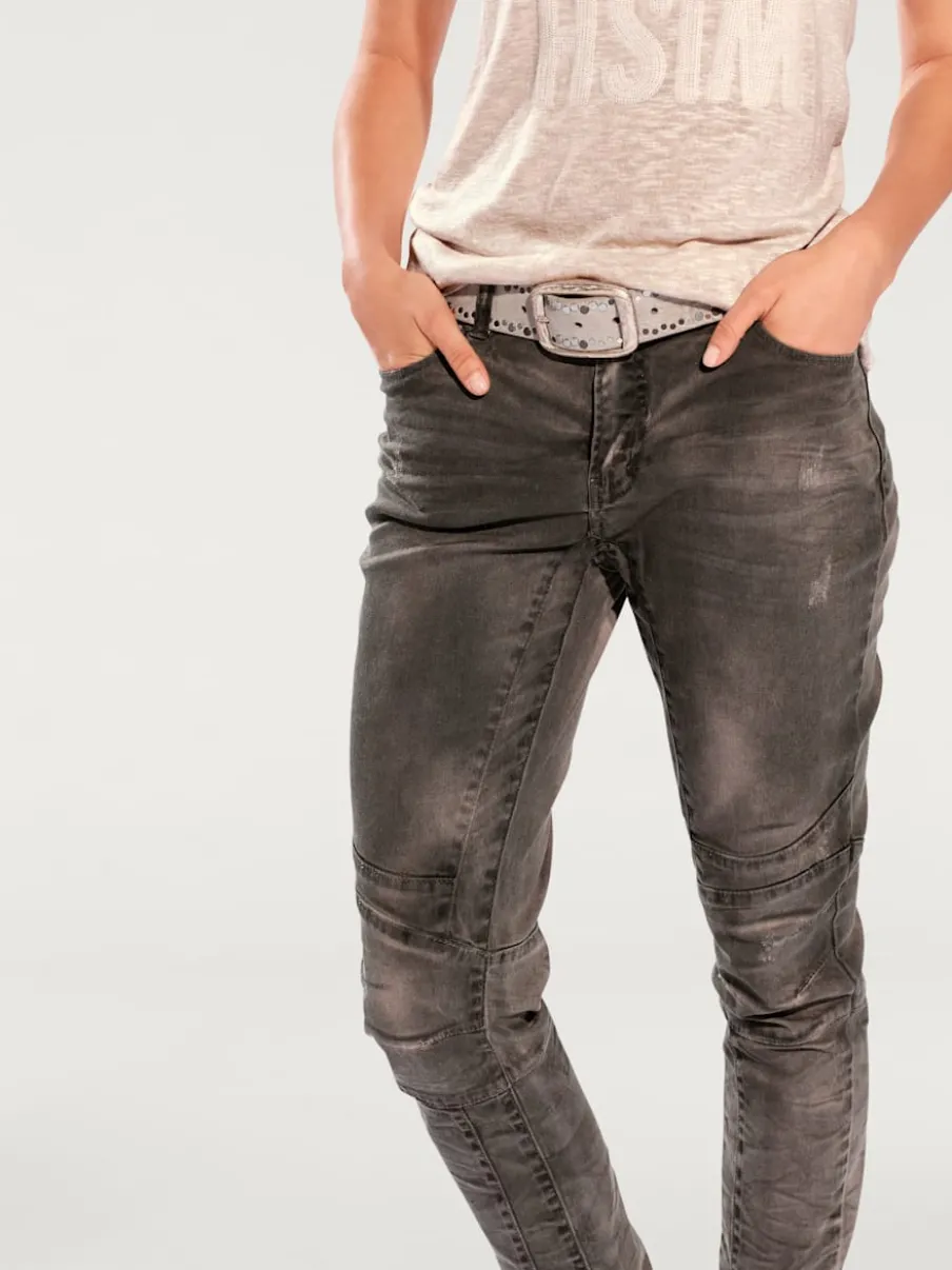 Pantalons boyfriend avec cinq poches au confort agréable