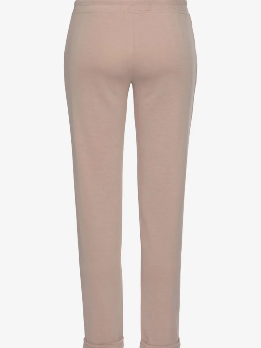 Pantalons confortables avec poches et logo brodé
