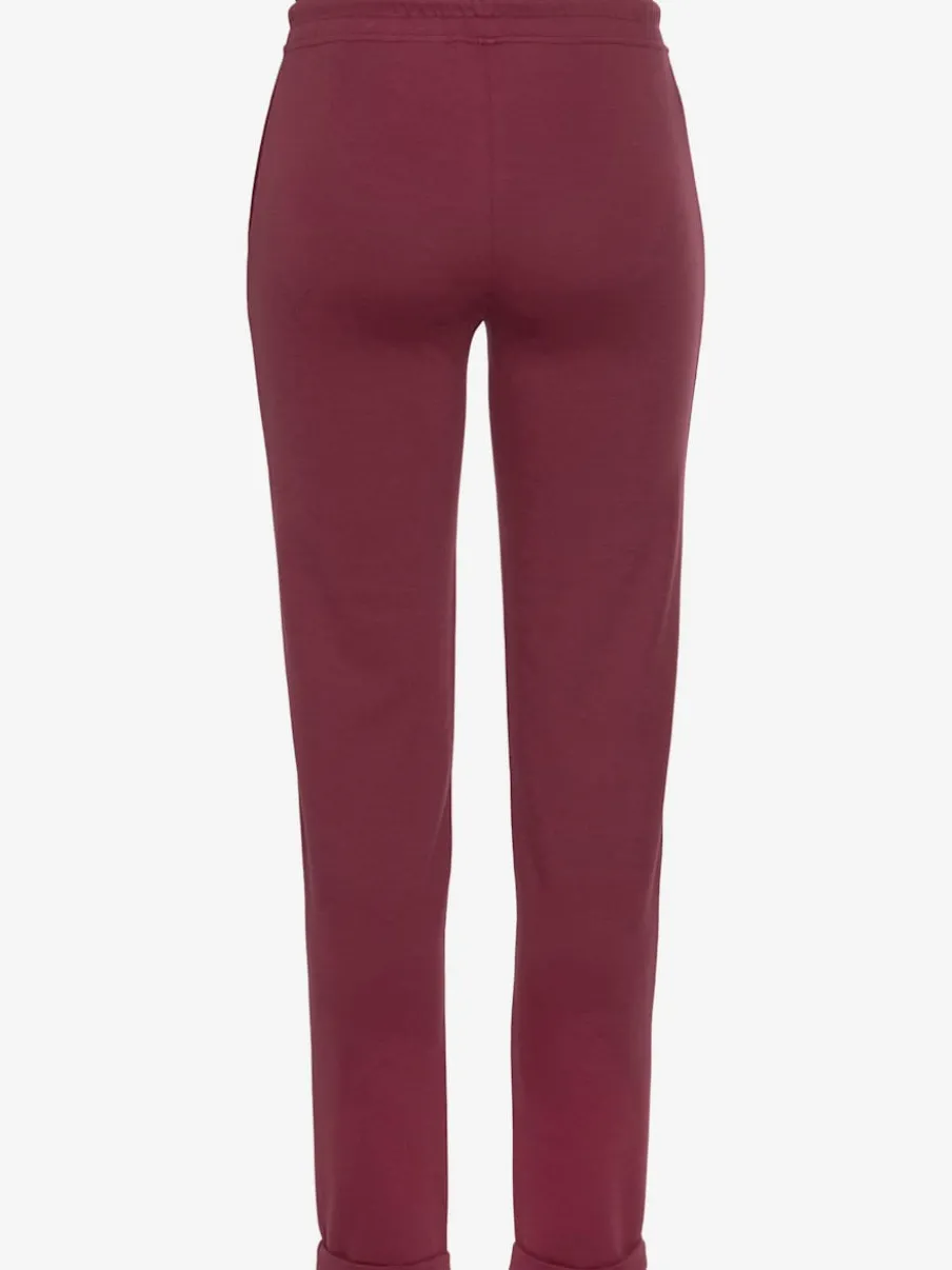 Pantalons confortables avec poches et logo brodé