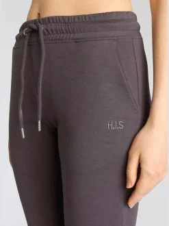 Pantalons confortables avec poches et logo brodé