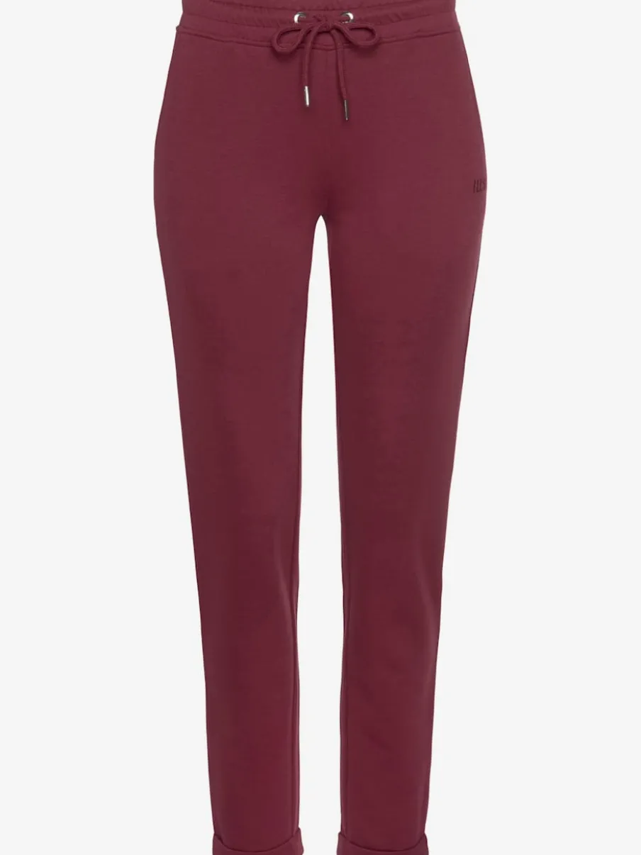 Pantalons confortables avec poches et logo brodé