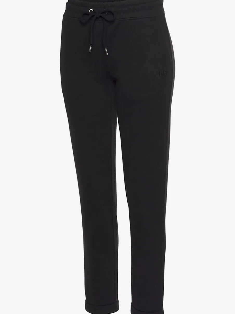 Pantalons confortables avec poches et logo brodé