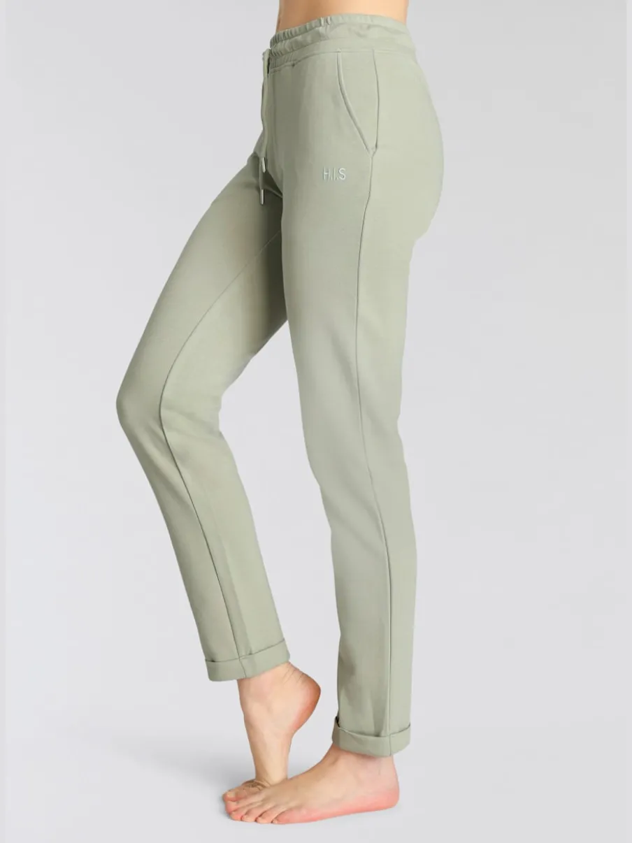 Pantalons confortables avec poches et logo brodé