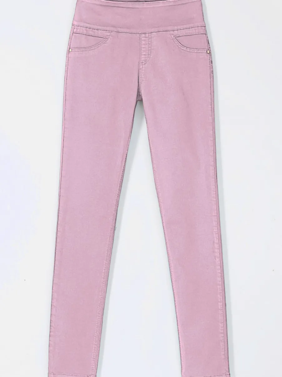 Pantalons confortables avec ceinture élastique et poches.