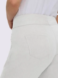 Pantalons confortables avec ceinture élastique et poches.