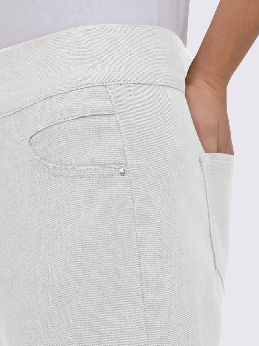 Pantalons confortables avec ceinture élastique et poches.