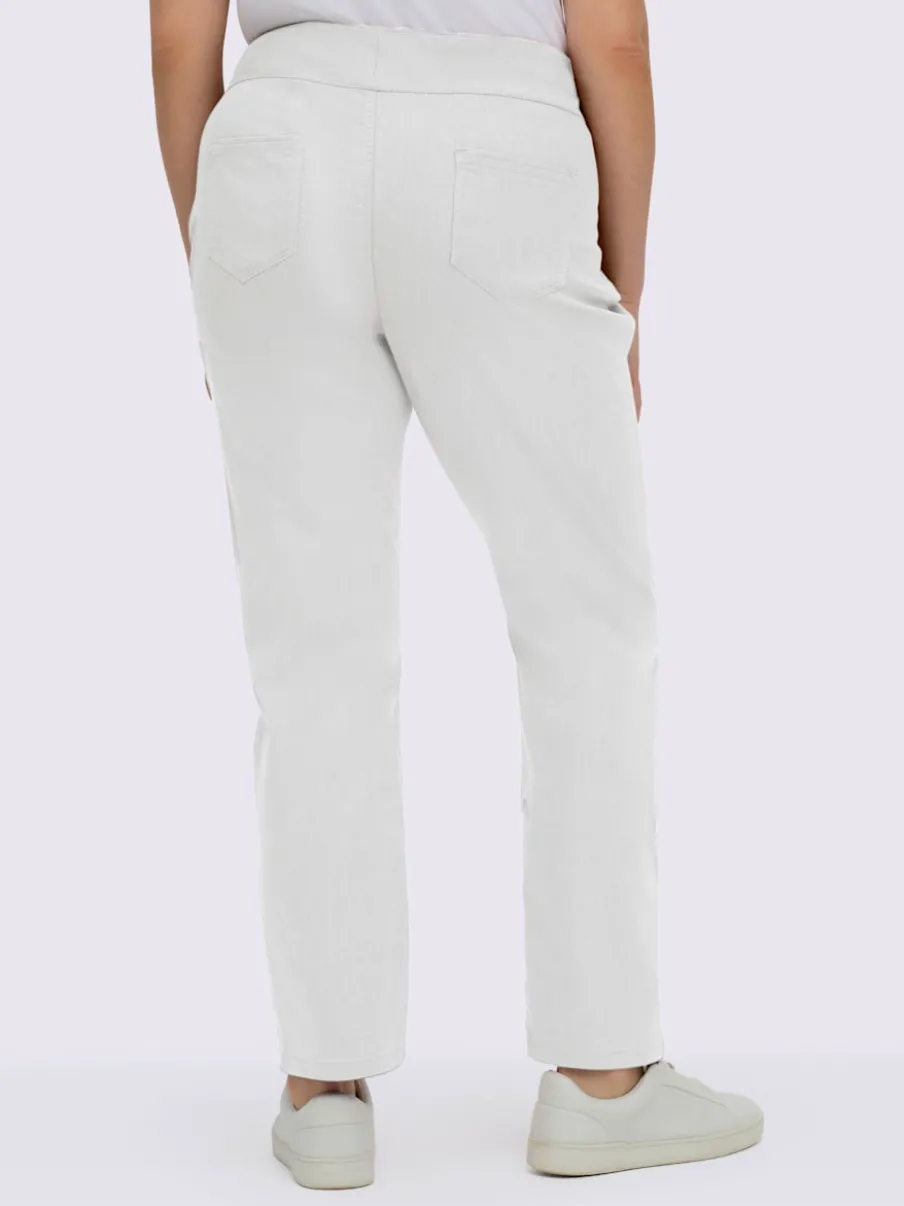 Pantalons confortables avec ceinture élastique et poches.