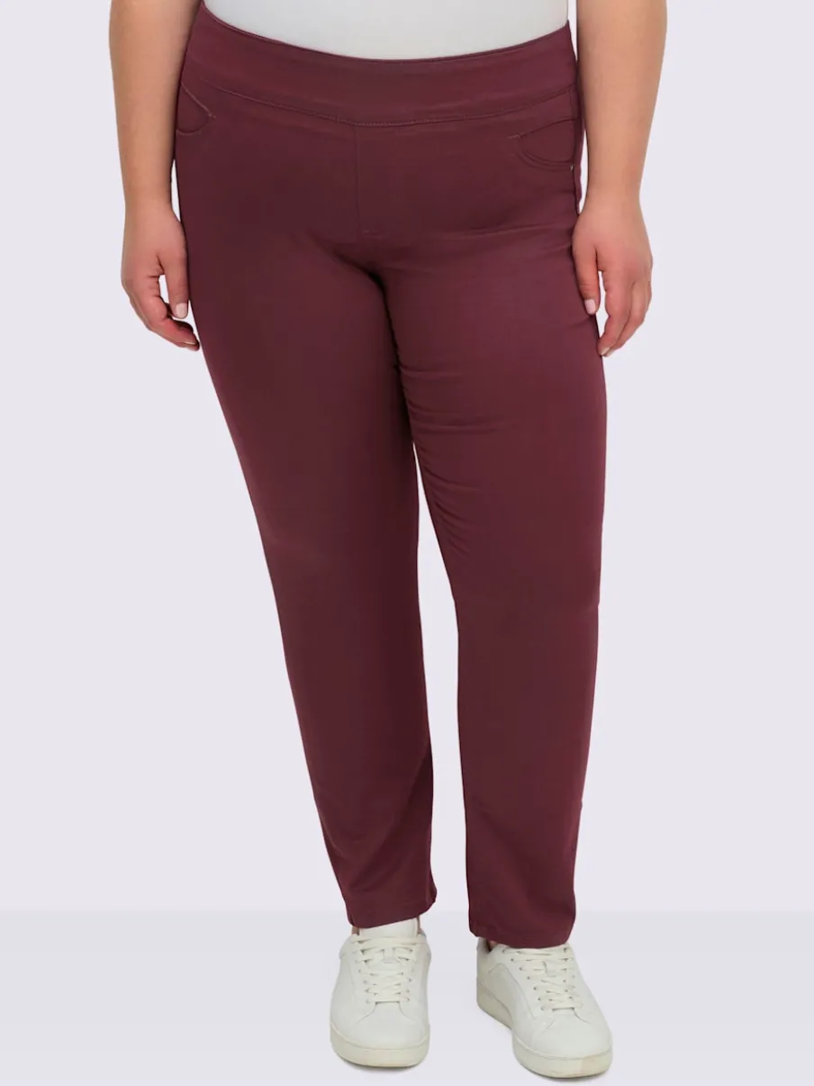 Pantalons confortables avec ceinture élastique et poches.