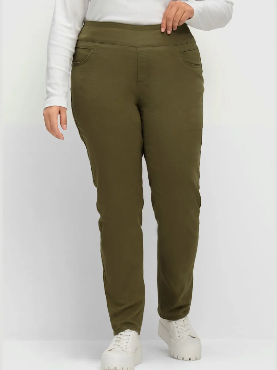 Pantalons confortables avec ceinture élastique et poches.