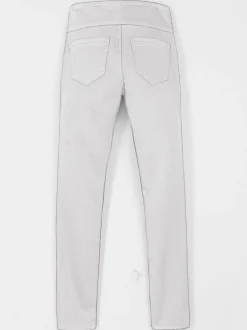 Pantalons confortables avec ceinture élastique et poches.