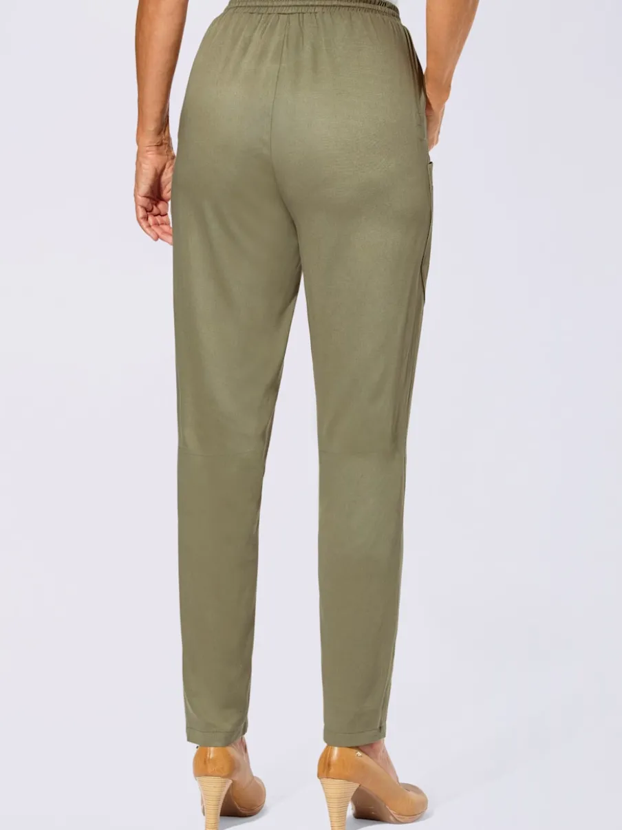 Pantalons décontractés avec fleurs et papillons surpoches
