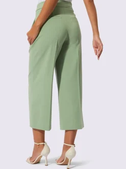 Pantalons jupe-culotte avec poches et plis soignés