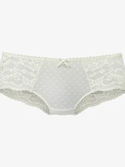 Panty féminin avec coupe enveloppante