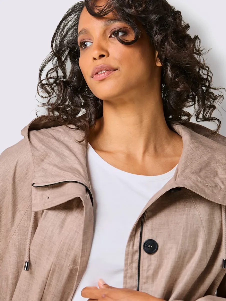Parka à capuche avec manches raglan et poches pratiques