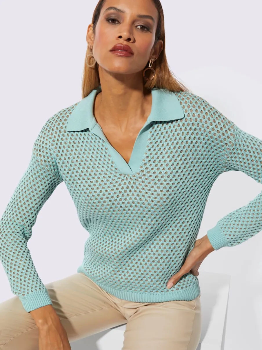Pull ajouré à col polo et encolure en V