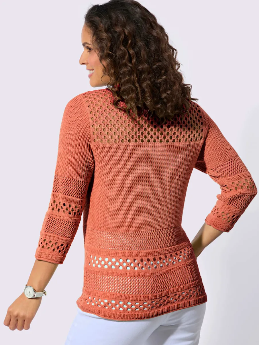Pull ajouré col rond manches trois quarts motif tricoté