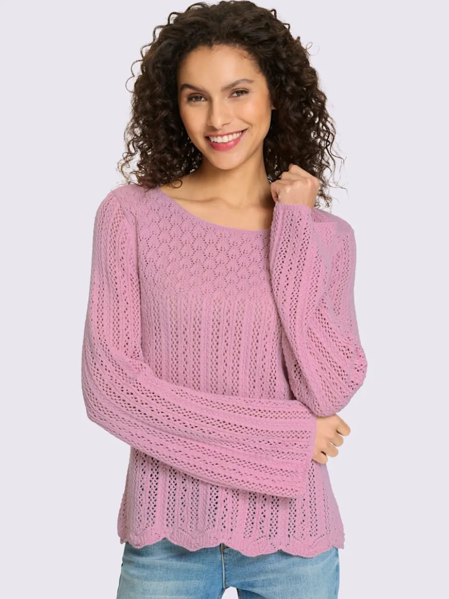 Pull ajouré léger à encolure ronde manches longues trompette