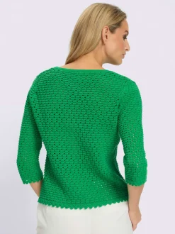 Pull ajouré léger à manches trois quart avec bords ondulés