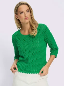 Pull ajouré léger à manches trois quart avec bords ondulés
