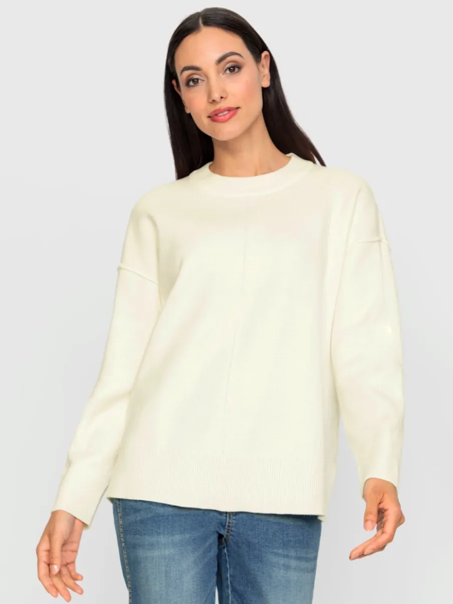 Pull ample encolure ronde avec mancherons et fentes latérales