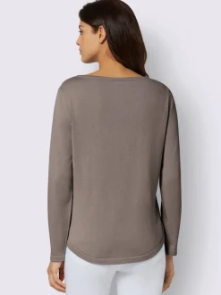 Pull basique avec col en U et manches longues