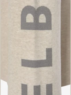 Pull à capuche doux avec logo pour touristes modernes