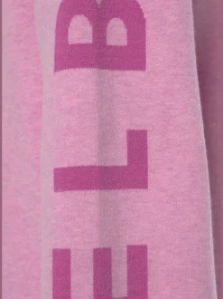 Pull à capuche doux avec logo pour touristes modernes