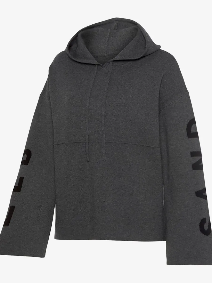 Pull à capuche doux avec logo pour touristes modernes